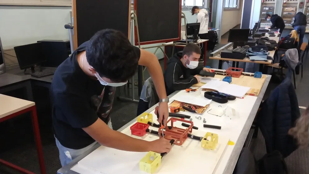 Laboratorio di Elettrotecnica, foto 3 di 9