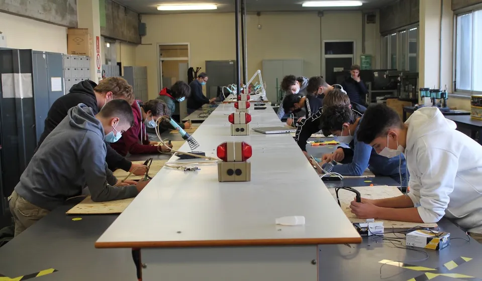 Laboratorio di Elettronica, foto 2 di 8