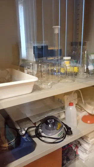Laboratorio di Biotecnologie, foto 10 di 13