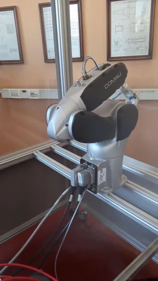 Il laboratorio, foto 1 di 7