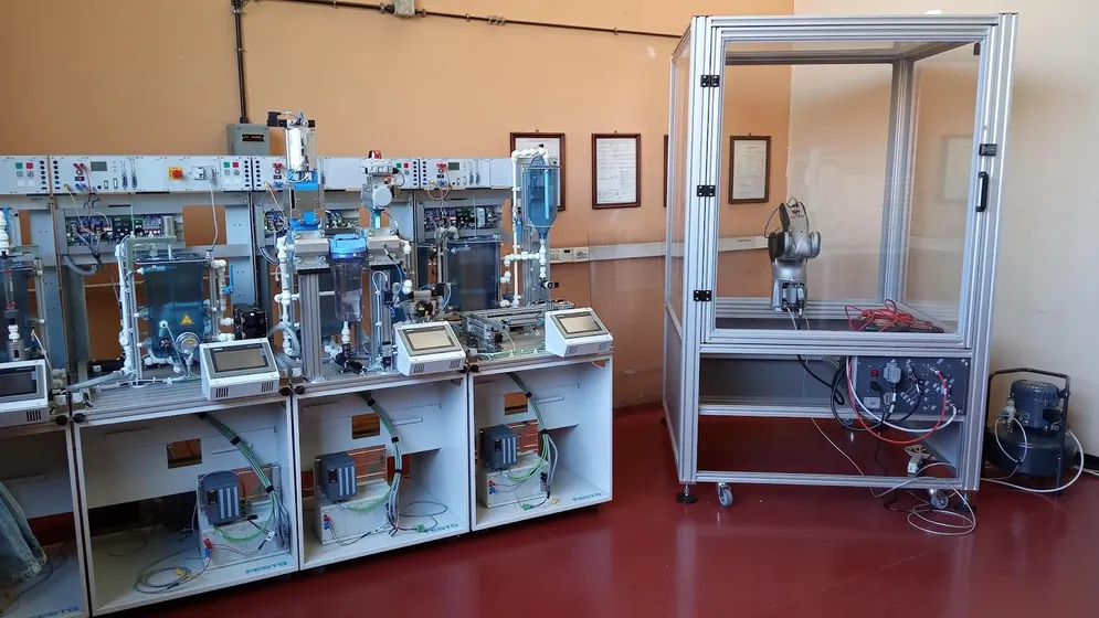 Il laboratorio, foto 2 di 7