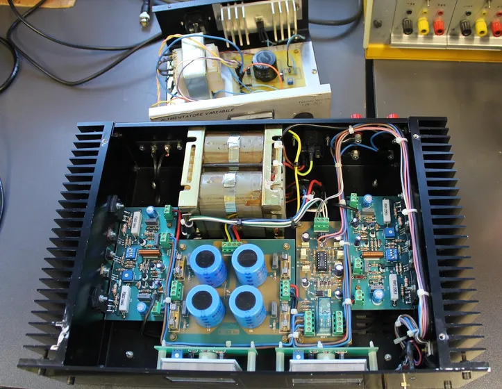 Laboratorio di Elettronica, foto 3 di 8