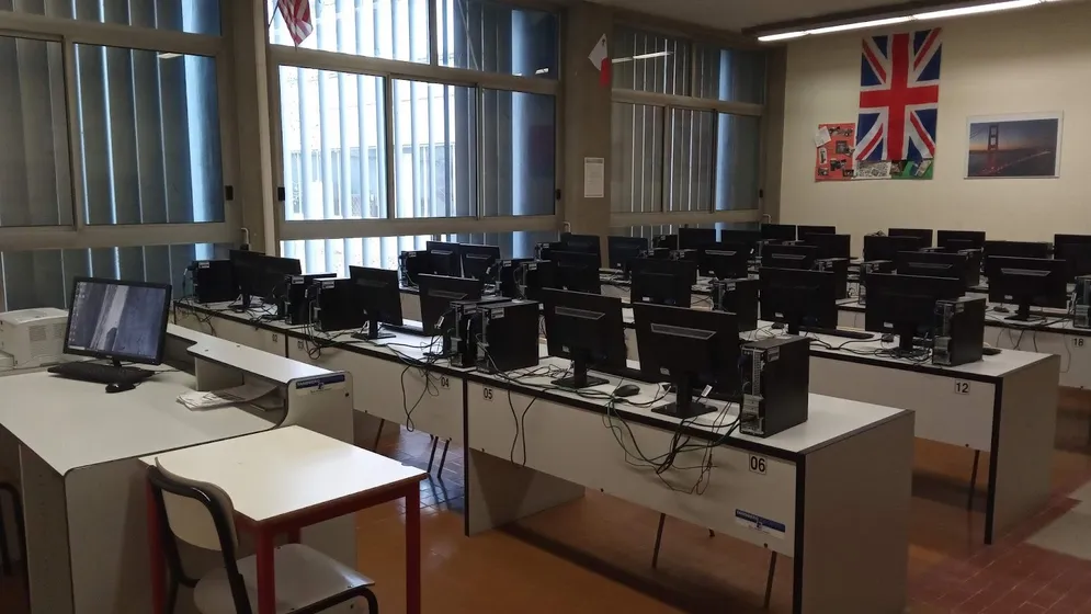 Laboratorio linguistico, foto 1 di 2